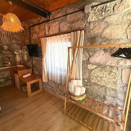 Stone Retreat In Kuecuekkoey Rum i privatbostad *