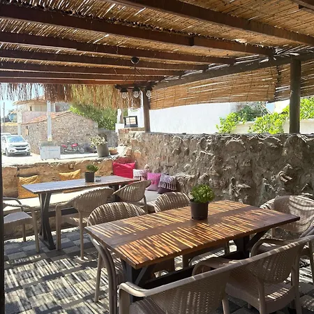 Stone Retreat In Kuecuekkoey *